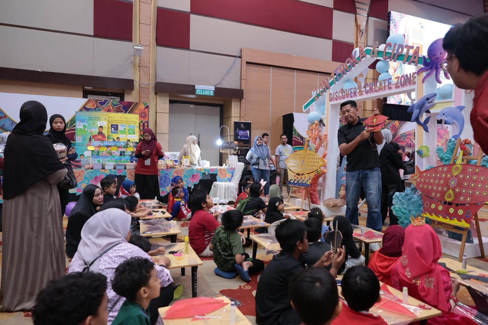 Child reading at Selangor Children's Book Fair